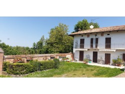 Casa di campagna in vendita a Montiglio Monferrato (AT)