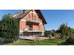 Villa indipendente con giardino in vendita a Brusasco (TO)